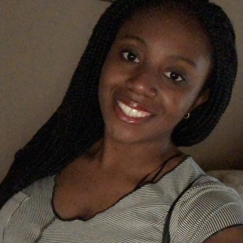 Meet your Posher, Leslie